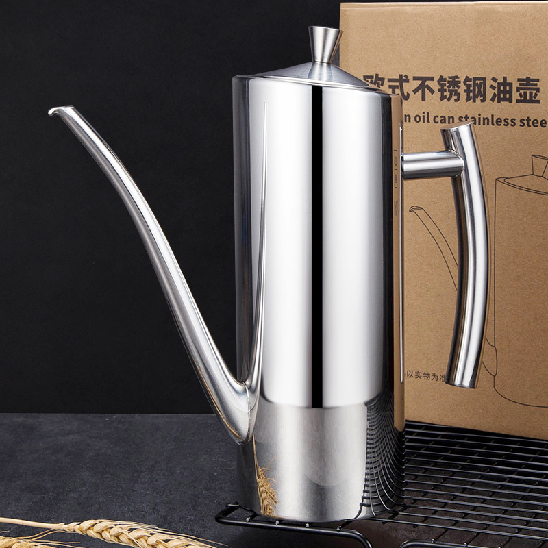 Stainless steel oil pot 304 kitchen European pot creative edible oil pot can be pressed and leak-proof 700ML500ML oil pot