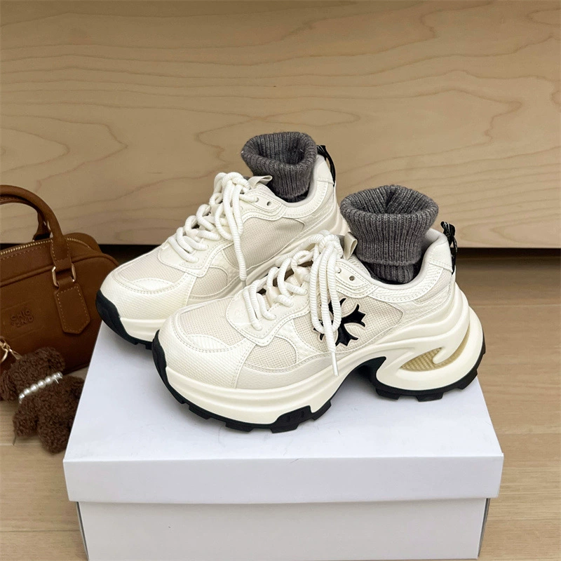 Кросс-флора толстая подошва, высота роботы, dad shoes для женщин, 2025 весна, новый универсальный повседневный мягкая кожаная сетка дышащие спортивные туфли