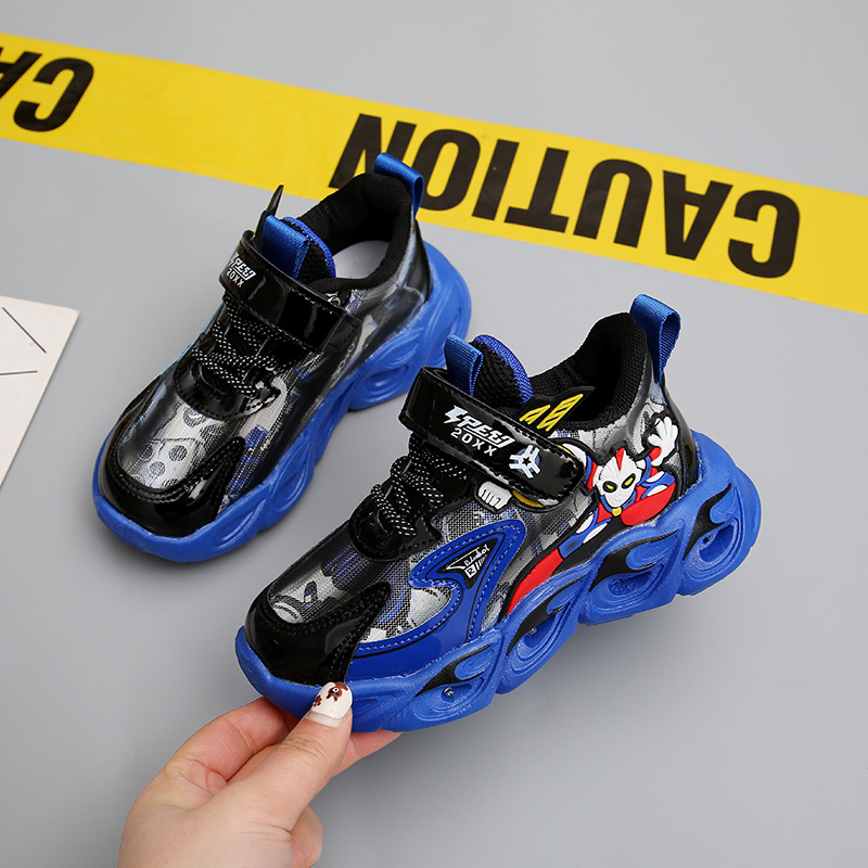 Primavera, Otoño e Invierno nuevos niños emisores de luz de dos algodón para niños grandes y medianos zapatillas de deporte zapatos de cuero de dibujos animados frescos para niños