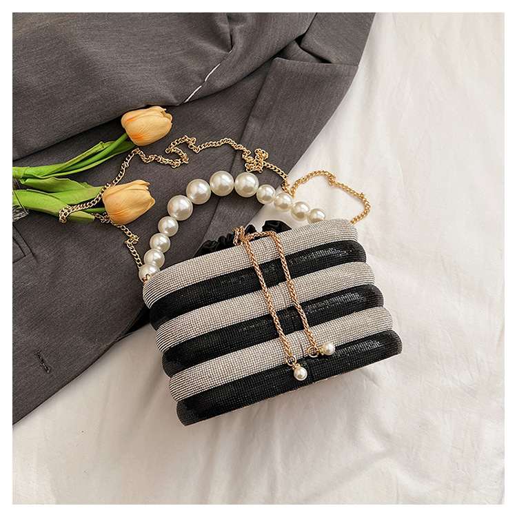 Bolso de lujo con cadena de diamantes y ondas, diseño francés, con diseño de cubo estúpido, brillante, con perlas de hadas y agua_voghion.com