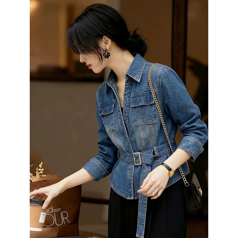 Korean-Style Blue Waist-Cinching Slim-Fit Denim Jacket for Women, New Spring Model with a High-End Feel, Elegant Lapel Short Jacket Top