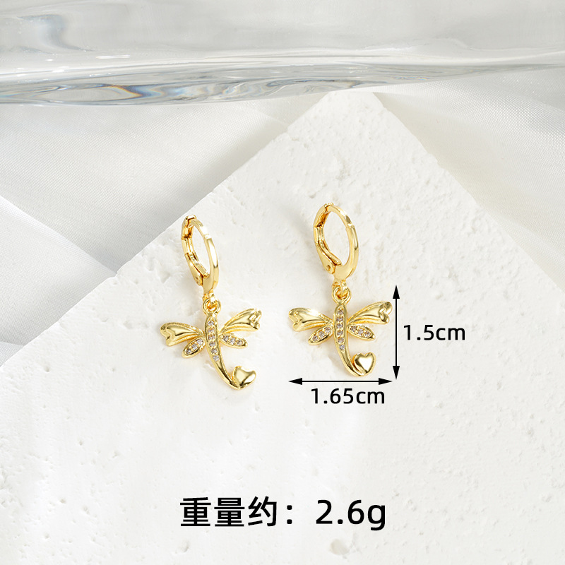 Viento europeo y americano collar de oro de arena de lujo ligero de estilo de lujo conjunto de pendientes de arroz de arroz de joyas temperamento transfronterizo mujeres al por mayor