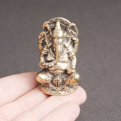 Brass old Thai elephant god ornaments white elephant spirit God of Wealth Southeast Asia enshrines gods old bronze crafts wholesale