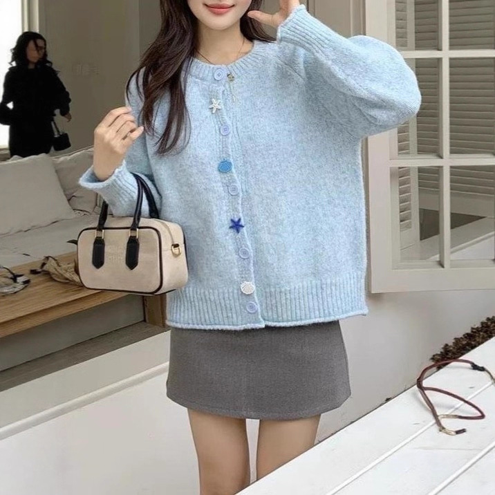 奶蓝色温柔风针织毛衣上衣女2025秋冬款甜美慵懒软糯宽松开衫外套|undefined