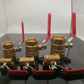 其他水暖五金;接头;三通