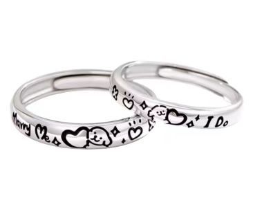 Bronce chapado al vacío no decolor Mobius anillo de nicho femenino diseño de pareja anillo de lujo ligero fábrica especial