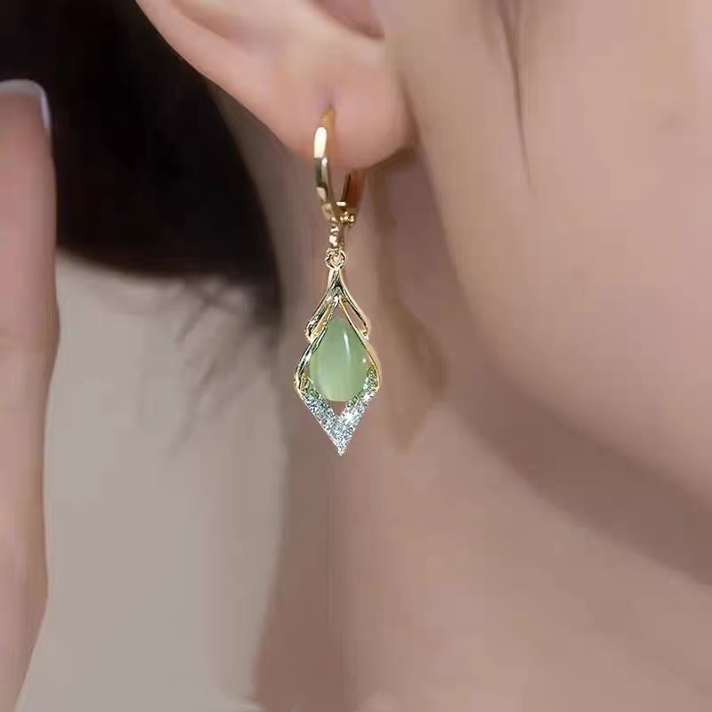 Elegant fashionable sophisticated universal agile earrings…