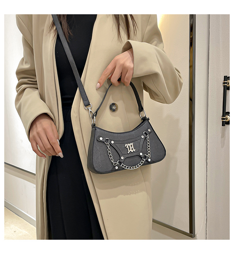 Women's Denim Shoulder Bag With Chain Strap For Trendy Fashionistas_voghion.com