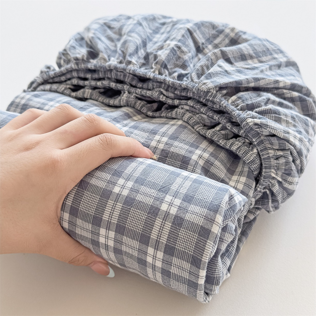 100% de algodón teñido de algodón lavado con agua una sola cama de tres piezas con estera protectora, cubierta de cubierta sucia para estudiantes