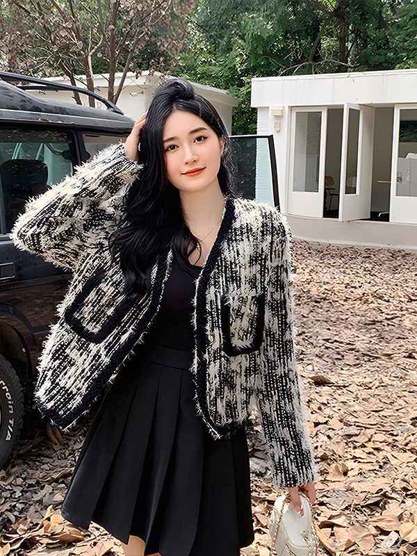 130-320 plus size women's clothing French Chanel style elegant coat for plump girls high-grade socialite woven winter New 130-320 plus size women's clothing French Chanel style elegant coat for plump girls high-grade socialite woven winter New