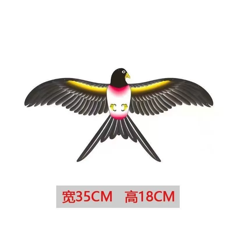 Ручной маленький мультяшный змей