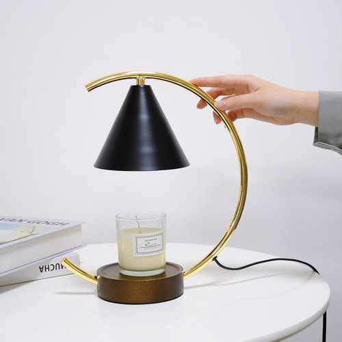 Aromatherapy melted wax lamp Nordic ins girl bedroom bedside counter lamp warm romantic light luxury retro melted candle table lamp