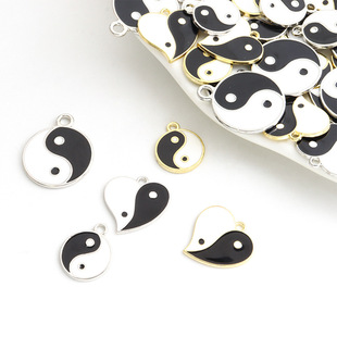 Yin and Yang Tai Chi Dripping Oil Pendant Gold Silver Round Heart-shaped Alloy Pendant Pendant Jewelry DIY Accessories Wholesale