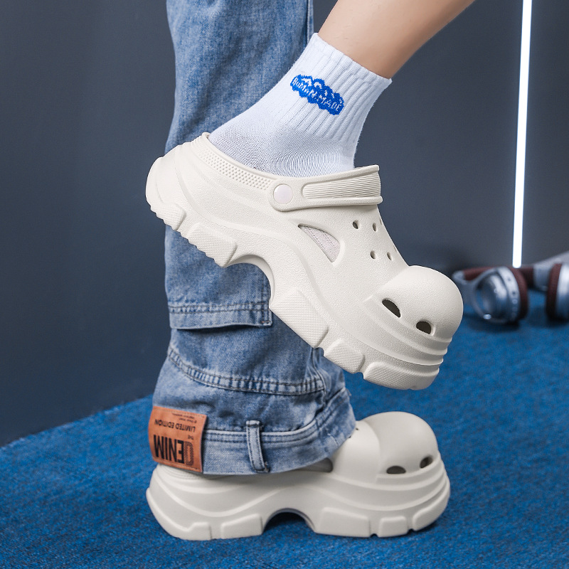 Tendencia de verano estilo caliente cabeza grande zapatos con agujeros de suela gruesa pareja antideslizante, resistente al desgaste, suela suave, sentido de la caca, zapatillas Baotou de moda
