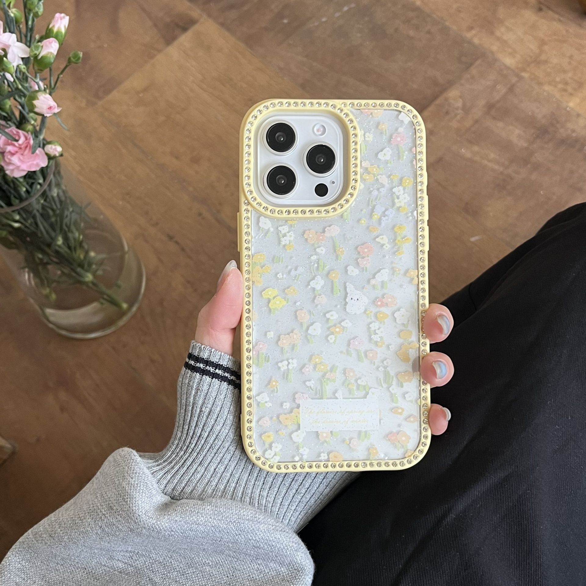 Ins viento verano flor cachorro Apple 15Pro/16Pro para 14ProMax nicho 13 niñas 16PM nuevo