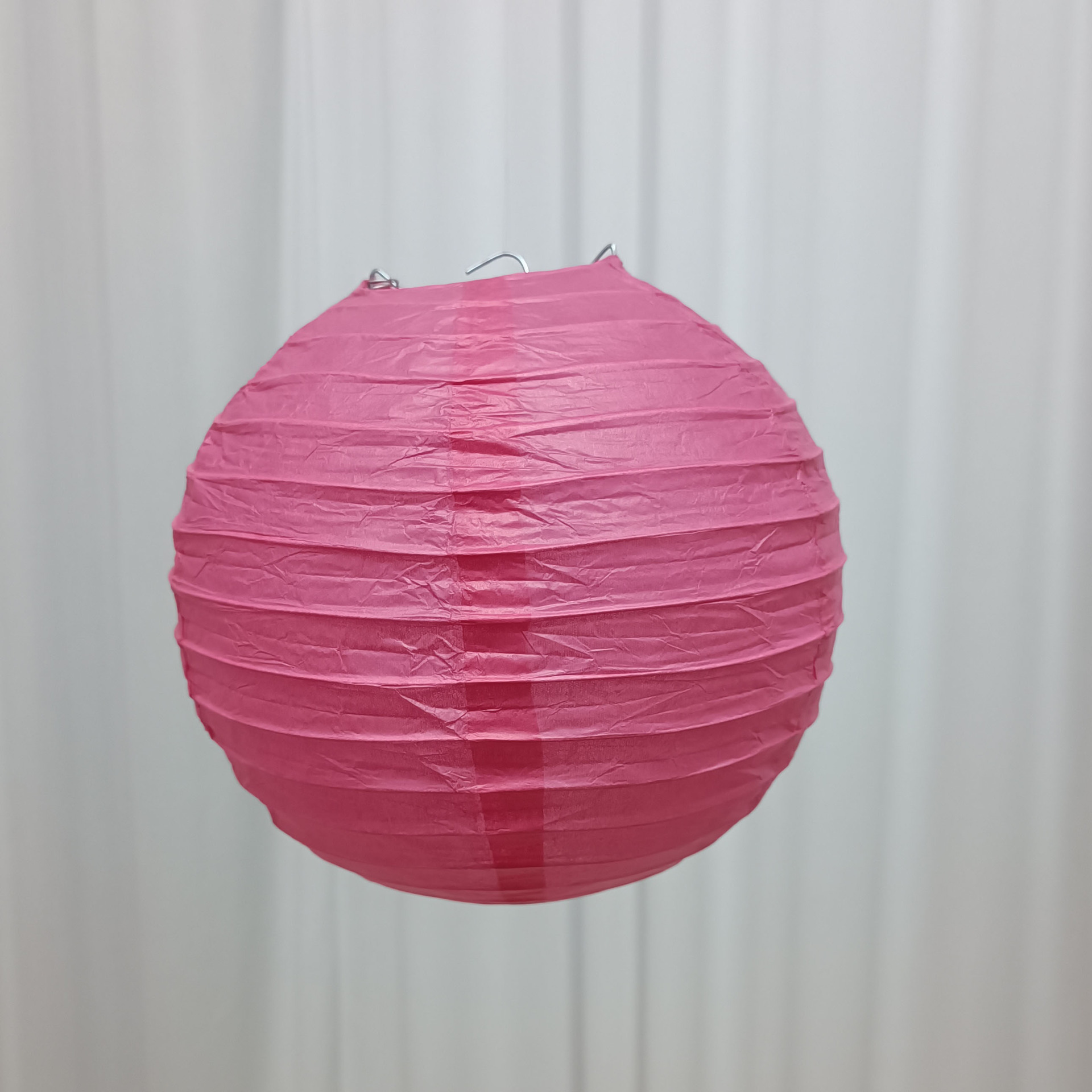 딥 로즈 레드