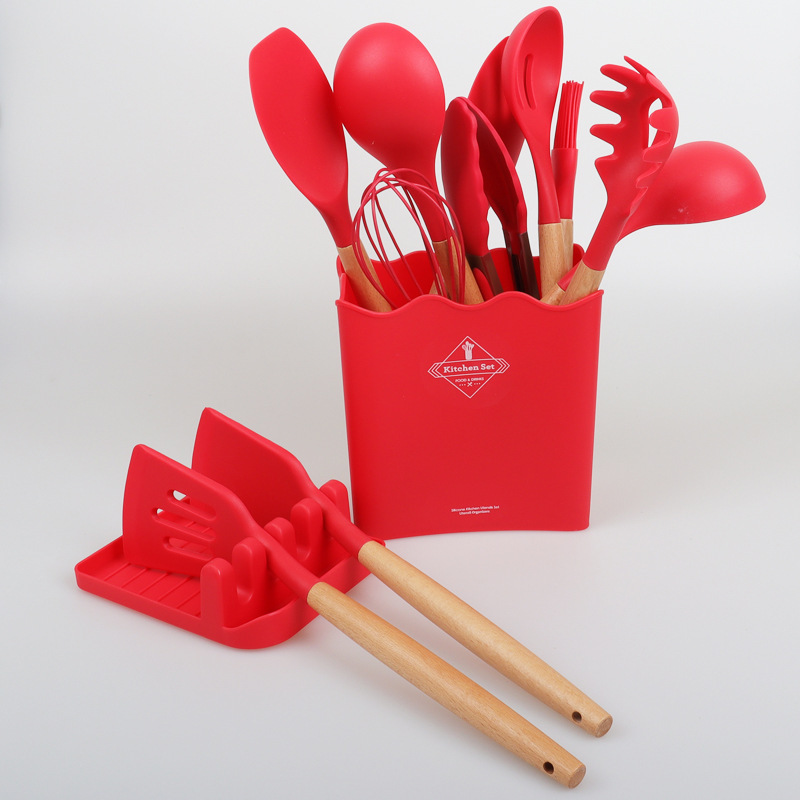 Venta caliente transfronteriza juego de utensilios de cocina de silicona creativa mango de madera con cubo 13 piezas de silicona espátula cuchara herramientas de cocina de silicona