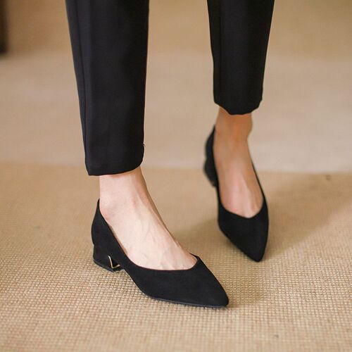 Ankle-high pure color shallow mouth pumps, new autumn fashion, social media trendy, height-increasing, anti-slip, wearable comfortable women's single shoes