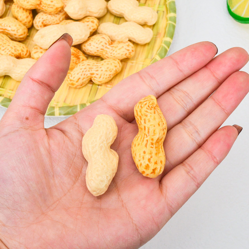 1対1落花生の模型に食べ物の模型を置いて落花生のドライフルーツを炒めて立体的にショーウインドーを飾って一時的に道具を食べて遊ぶ|undefined