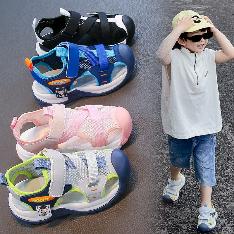 Летние сандалии для мальчиков и девочек Baotou с мягкой подошвой, пляжная обувь для малышей, новые модели 2025 года, корейские сандалии с легкой подошвой.