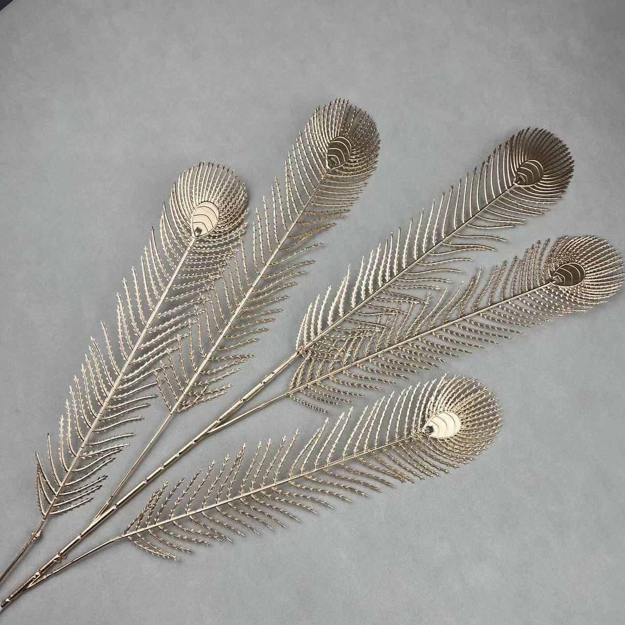 Flores de simulación de oro, flores de oro, hojas de oro, flores de Navidad, hojas de oro, hojas de abeto, hojas de abanico de oro, eucalyptus, flores