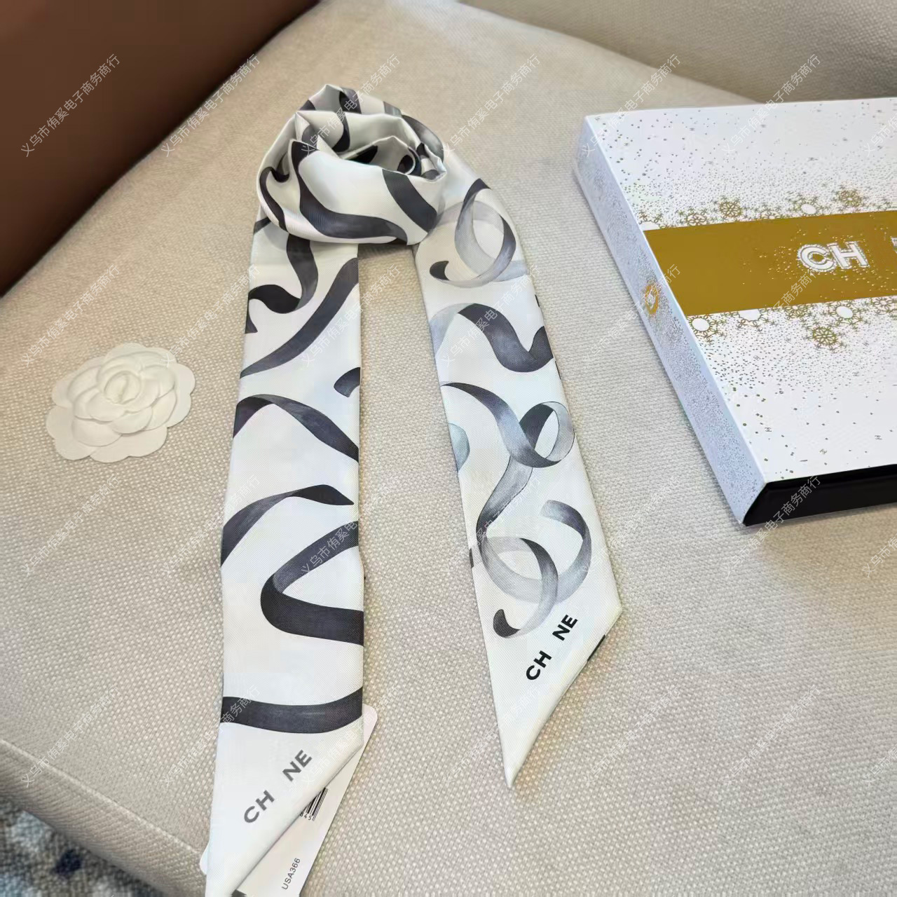 Xiangjia line letters--white / 8*120CM