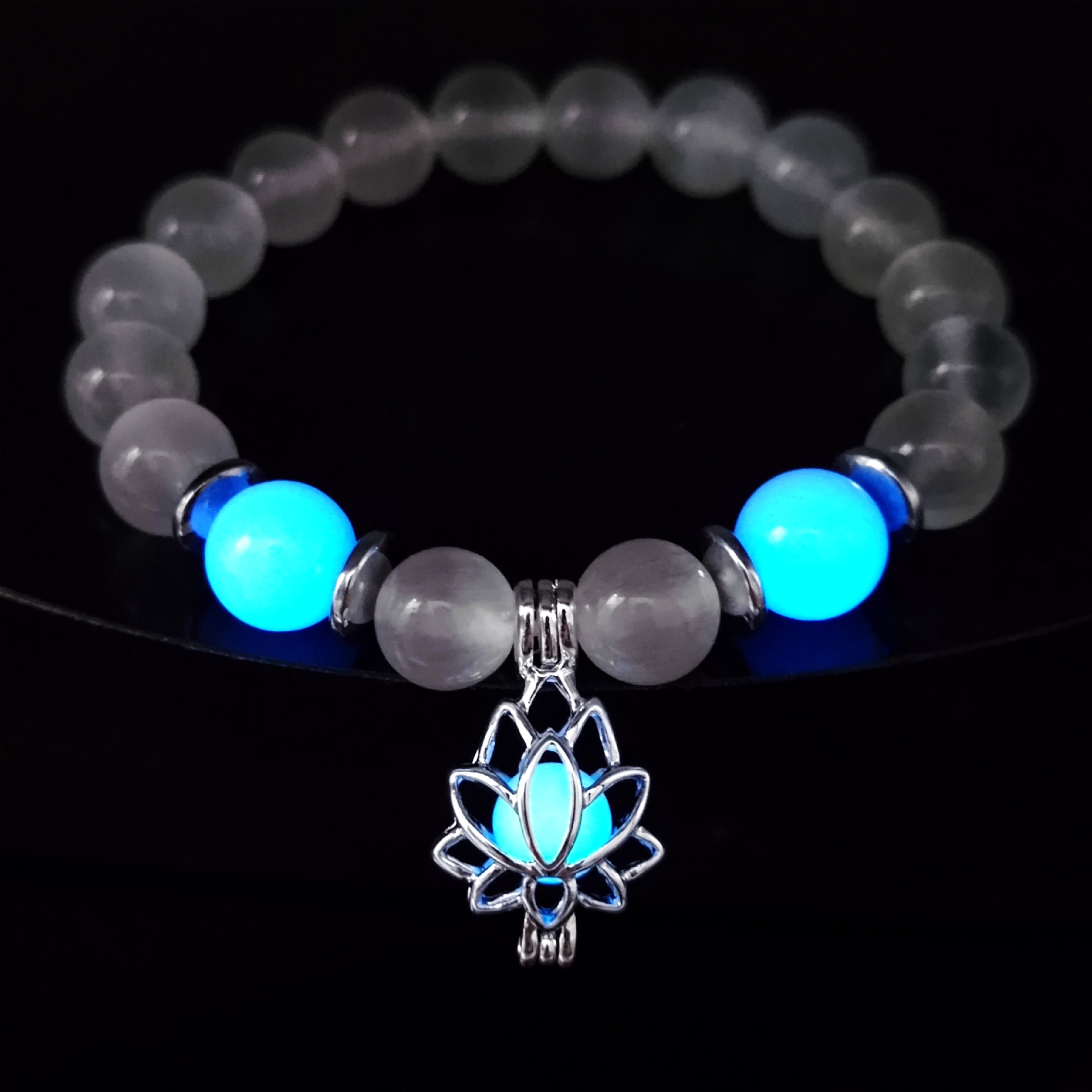 25g Weight Bracelets Classification 1 Piece Quantity Holiday, Daily Occasion Alloy, turquoise Material Flower Pattern Men's Gender Beaded Design Retro Style Retro Flower Alloy Turquoise Beaded Men's Bracelets Men Beaded Bracelets 15