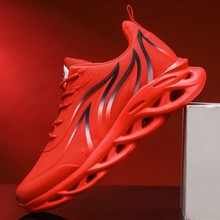 本命年红色男鞋2024年新款秋季透气跑步运动鞋青少年潮鞋一件代发