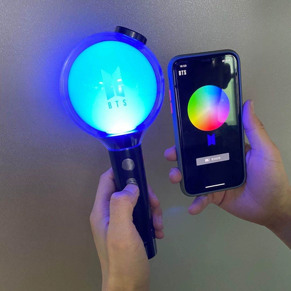 BTS, четвёртое поколение (Bluetooth, управление через приложение, смена цвета)