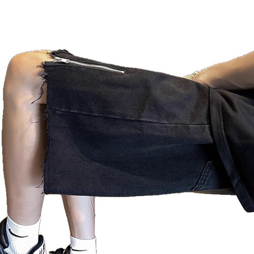 BOYUE Bouncy Half-Zip Denim Shorts for Youth Unisex Trendy Brand with Design Feelings Fringe Shorts for Both Men and Women