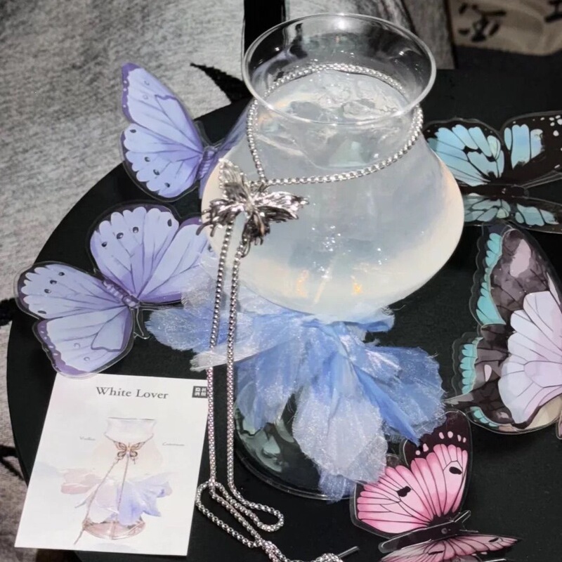Beautiful wine glasses, personalized cocktail glasses, trendy bar-style gauze flower combination, high-stemmed glasses, creative cocktail glasses, crystal glassware Beautiful wine glasses, personalized cocktail glasses, trendy bar-style gauze flower combination, high-stemmed glasses, creative cocktail glasses, crystal glassware