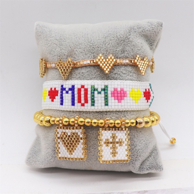Glass Material Heart Shape, Eye Pattern Sweet Heart Shape Eye Glass Wholesale Beaded Bracelets