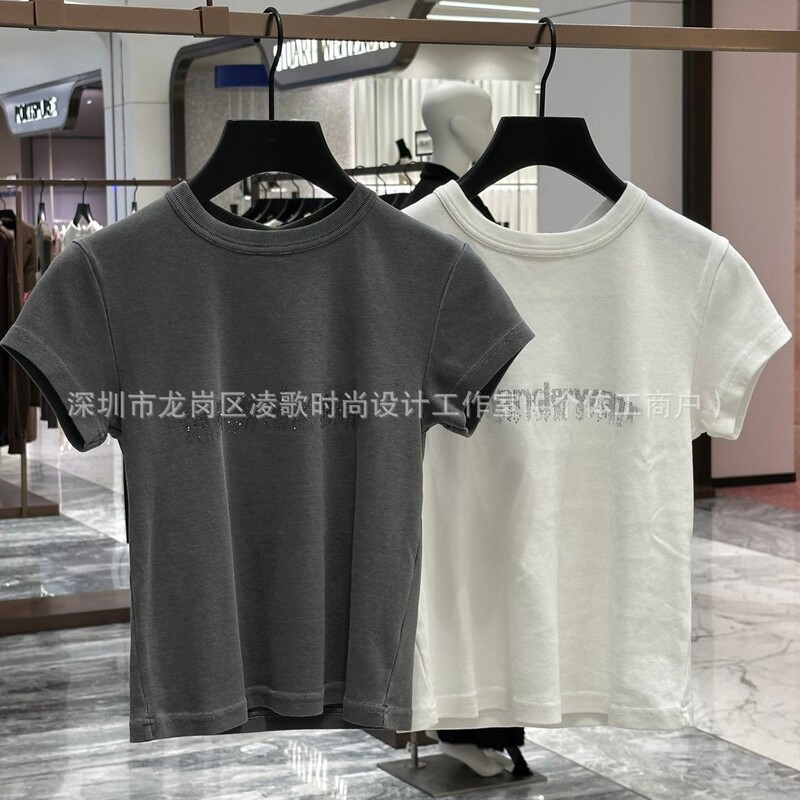 Lenge Haute Couture 2026 Spring/Summer New Pure Cotton Aw Letter Rhinestone Pullover Short Sleeve Slim Fit Versatile T-Shirt Queen Lenge Haute Couture 2026 Spring/Summer New Pure Cotton Aw Letter Rhinestone Pullover Short Sleeve Slim Fit Versatile T-Shirt Queen