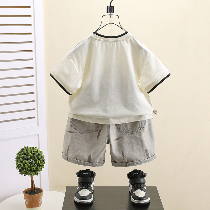 7412 Traje coreano de manga corta para niños 2025 Nuevos pantalones cortos de verano para bebés para niños Ropa de moda para niños Cool y guapo
