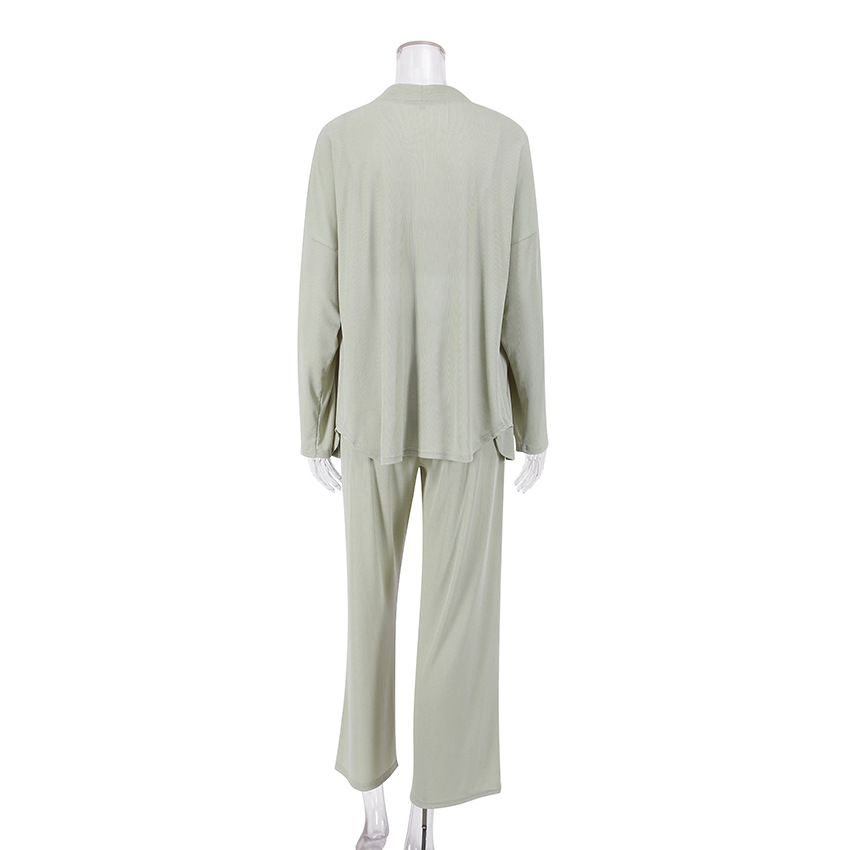 Dam pyjamaset i ribbstickat material ventilerande hemmabruk_voghion.com