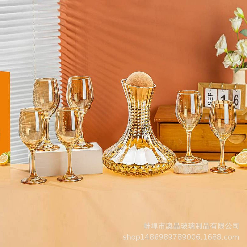 Европейский стиль легкий и экстравагантный стеклянный набор из красного вина