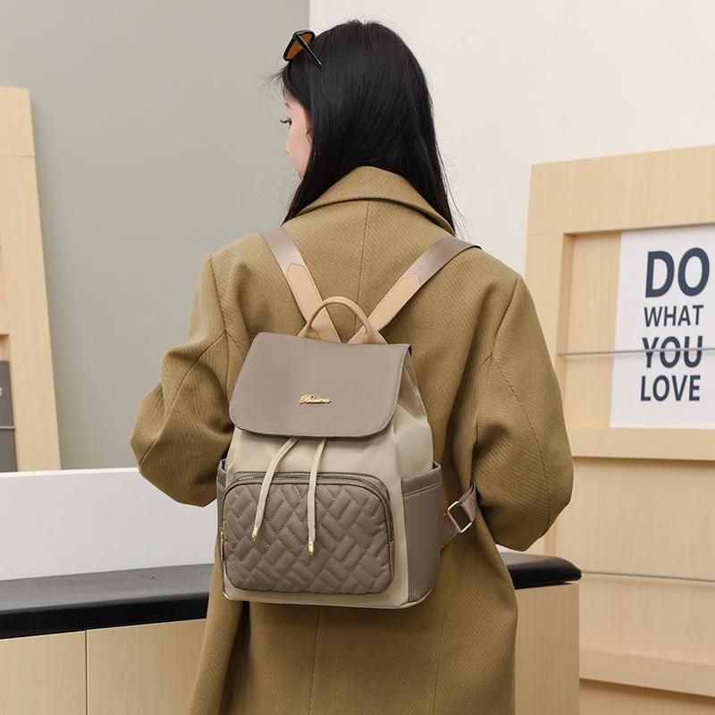 Fashionable universal backpack