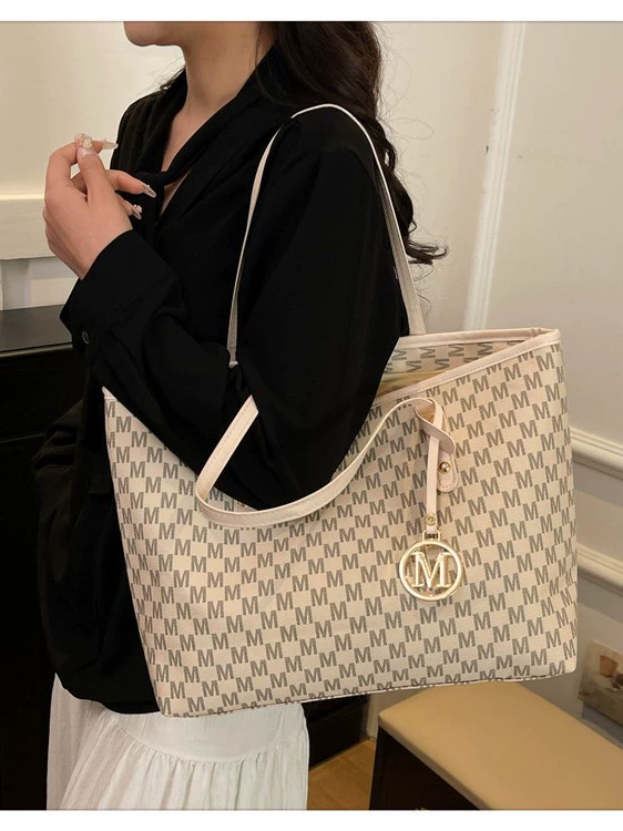 (Cross-border trading), universal shoulder bag, capacious one-shoulder bag
