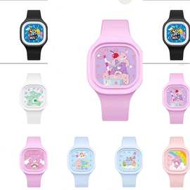时尚儿童彩虹熊可爱手感油硅胶手表卡通方形男孩女孩碗表工厂直供