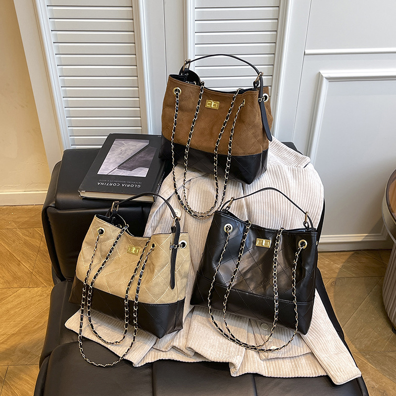 Niche Design Women's Bag Large Capacity Fashionable Portable Tote Bag Autumn and Winter New Korean Style Retro Armpit Bag Wholesale