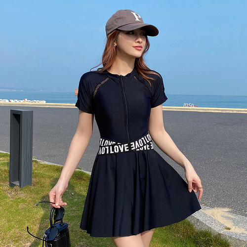 短袖分体运动泳衣女 跨境紧身显瘦遮肚大码游泳衣泡温泉保守泳装