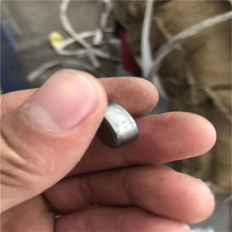 ディザトーン同型首振り人形重鉄ブロック16*9スプリング表情人形重鉄ブロック16*7中実鉄ブロック|undefined