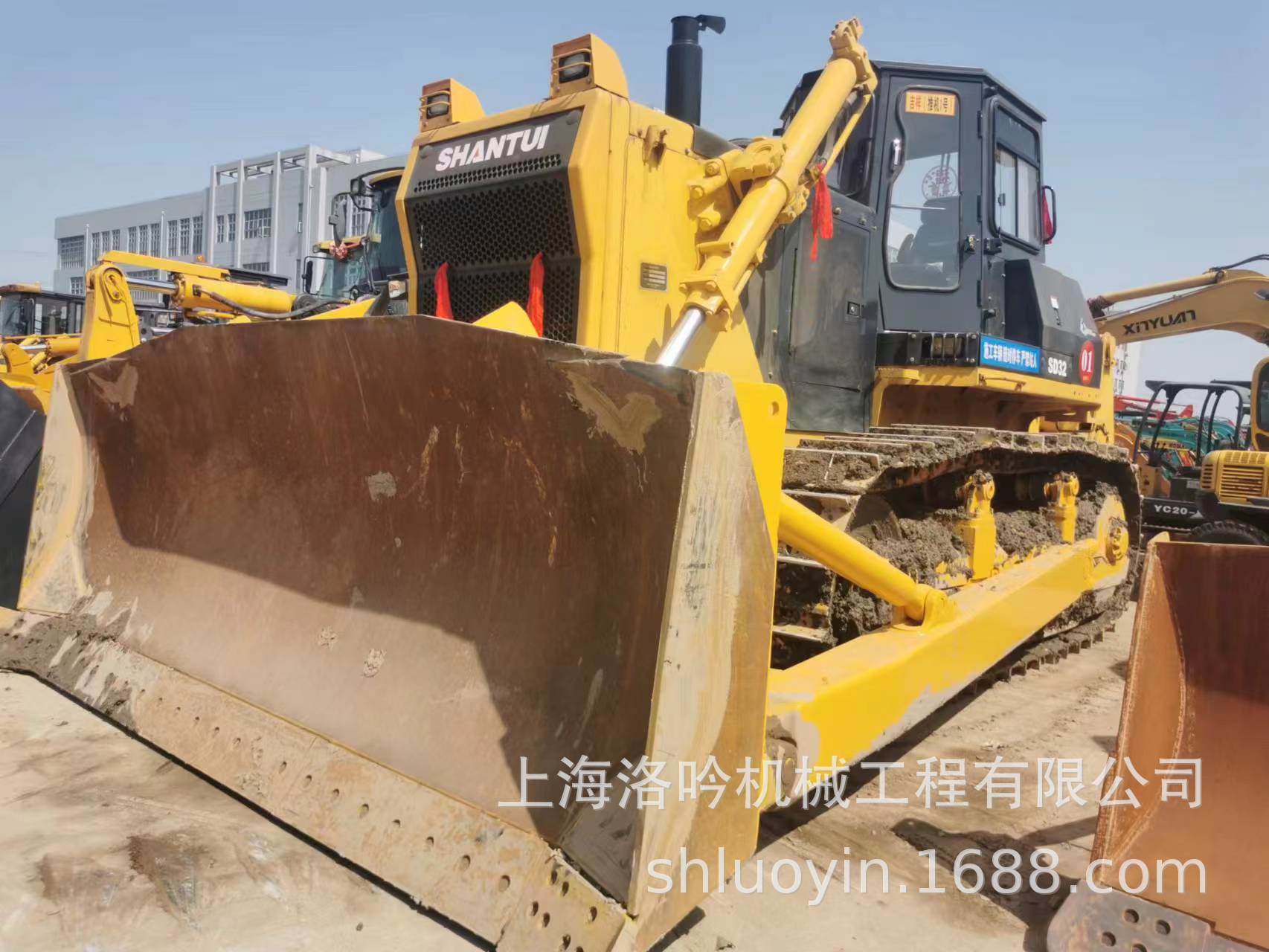 Perenne fuera del comercio exterior de Turkmenistán de segunda mano 320 excavadora montaña empujar 600 horas de trabajo