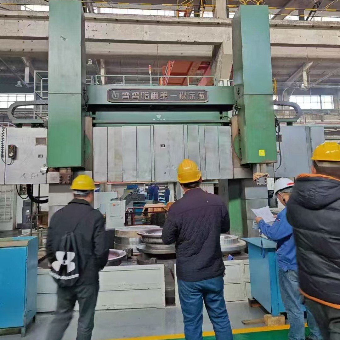 转让齐重DVT400x20-32双柱立式车床工作台直径3.6米