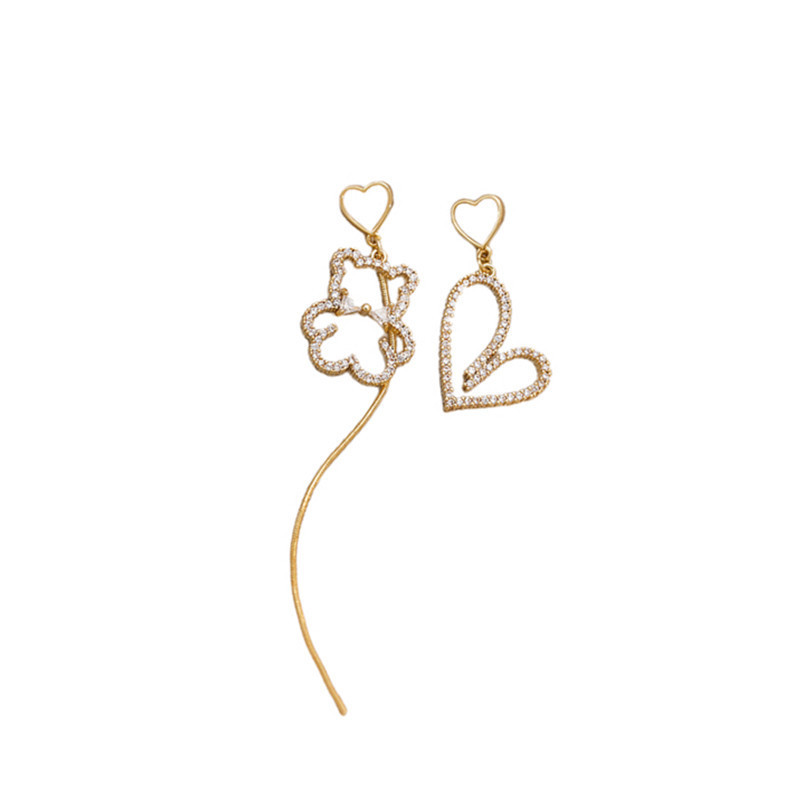 Asymmetric Full Diamond Bear Earrings Korean Temperament Wild New Earrings display picture 5