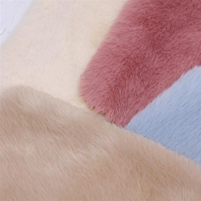 High-End Carpet, Plush Mat, Thickened Sleeping Pad, Transformation Tool for Bedroom, Fluffy Carpet Covering the Entire Room