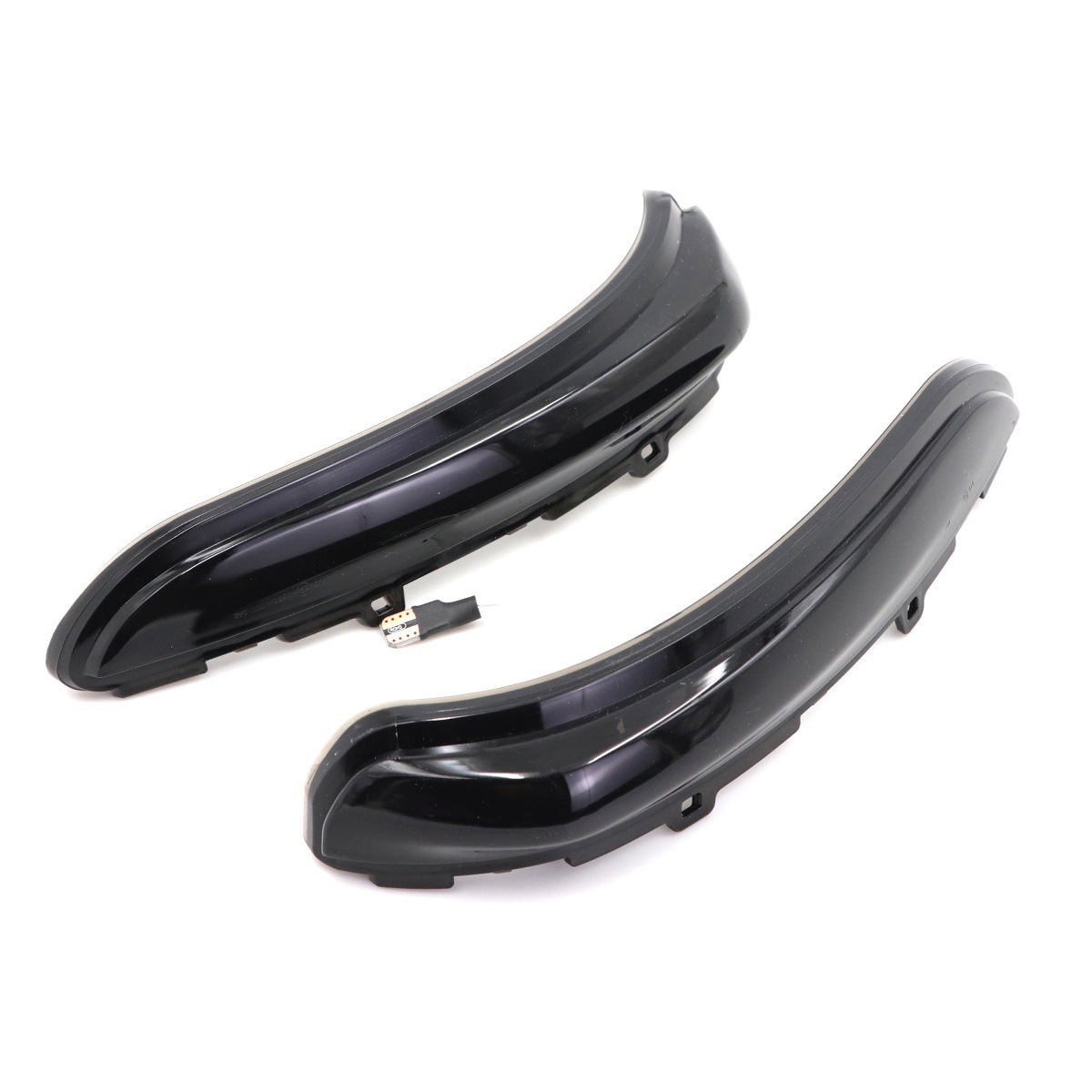 Suitable for Peugeot 208 2008 Citroen C4 Led Modified Rearview Mirror Running Water Turn Signal Signal Light