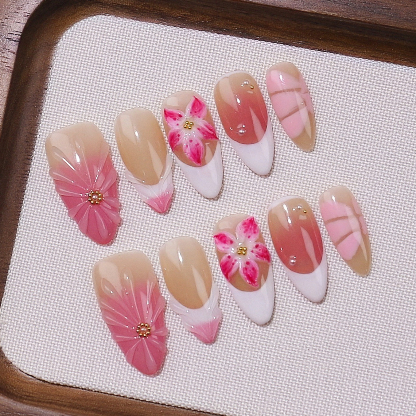 [Colección de manicuras talladas] comercio exterior transfronterizo exclusivamente para usar a mano puro parche de uñas falsas de almendras de estilo europeo y americano