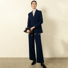 女式毛呢外套;休闲裤;女式羊绒外套