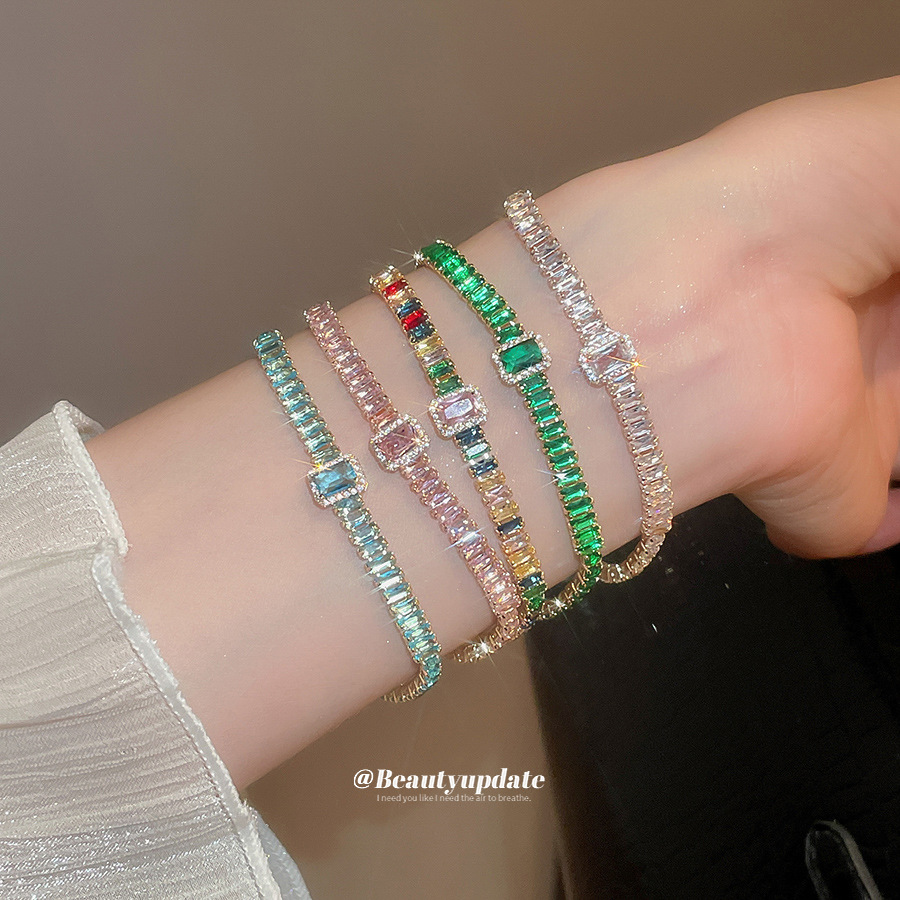 Geometric square fashionable elegant bracelet with zircon